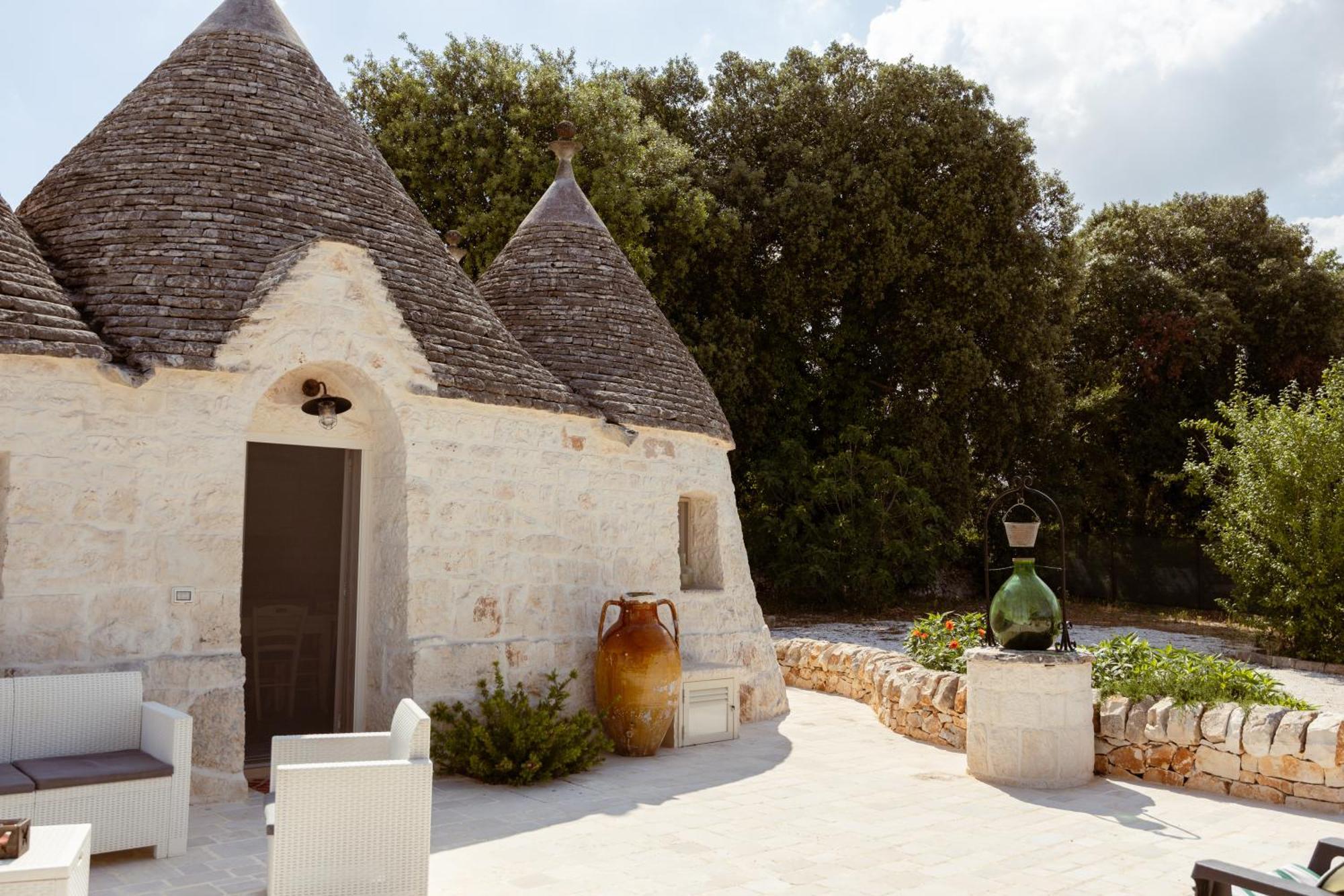 Il Trullo Di Pozzallegro Locorotondo Eksteriør bilde